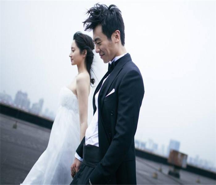 长孙的排位按岁数还是按排行,例如长子的下一代是闺女,二子的下一代是男孩,可是比三子的的男孩岁数小-互动问答社区